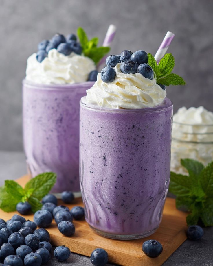 Blueberry Milkshake